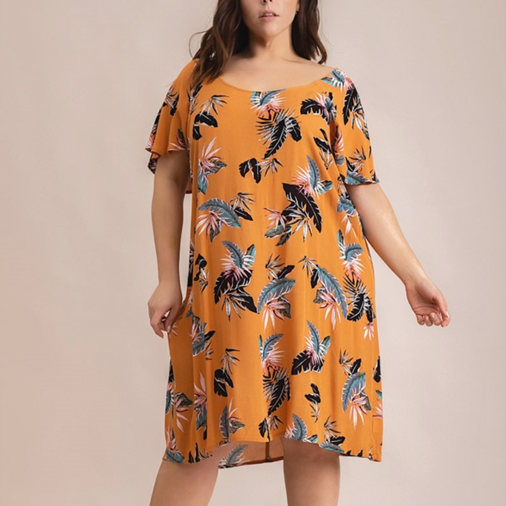 PLUS SIZE MINI DRESS